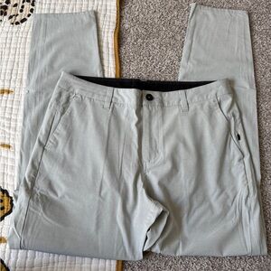 Men’s vuori stretch pants, size 32